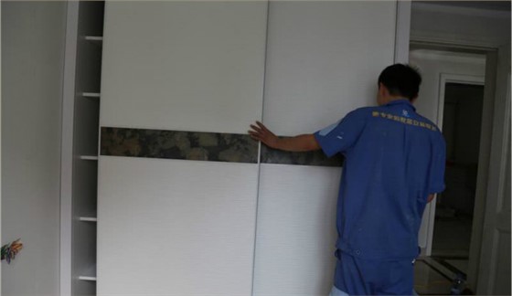 衣柜安裝公司哪個好，衣柜安裝公司現(xiàn)在的情況