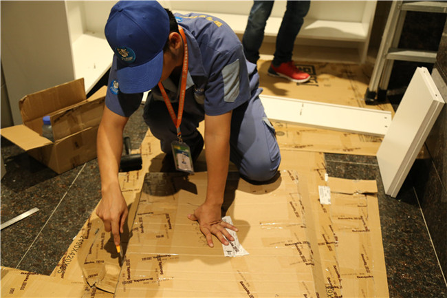 左右手丨為什么要提供專業(yè)的家具拆裝服務(wù)？