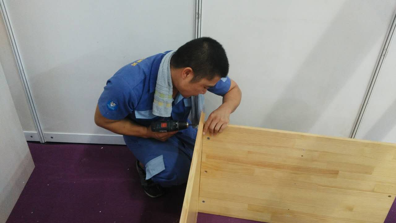 想要壁式衣柜安裝完美？那你需要看看這個(gè)!