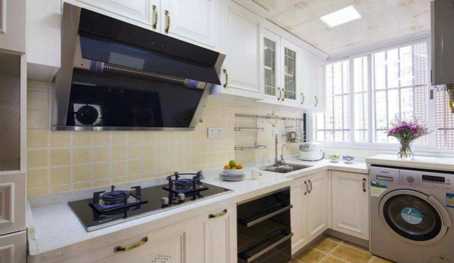 132櫥柜煙機(jī)吊頂安裝步驟教程是什么？正確的安裝順序是什么