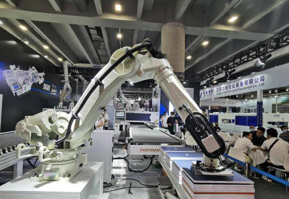 投資風(fēng)向標(biāo)：定制家居新風(fēng)向，近七成消費(fèi)者最看重健康環(huán)保