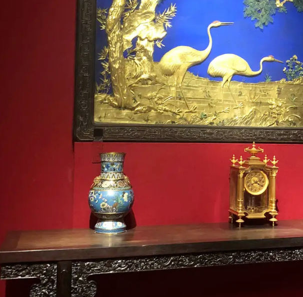 新中式家具定制：中式家具選購、陳設(shè)、保養(yǎng)全攻略！