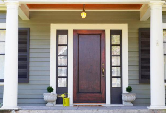 純橡木家具：橡木當做門的材質怎么樣？橡木門后期如何保養(yǎng)？