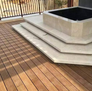 戶外竹木地板有很什么優(yōu)點？要怎么保養(yǎng)？