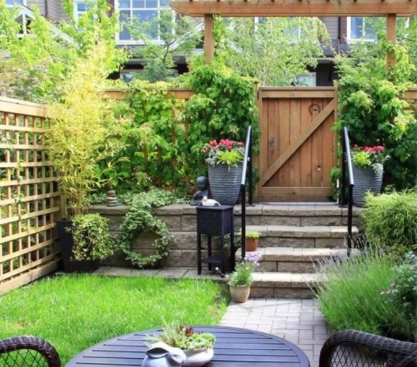 庭院家具柵欄，分享不同風(fēng)格的庭院如何搭配庭院家具？