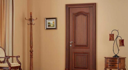 成都雕花實木門：實木門選購全攻略，如何辨別實木門的好壞