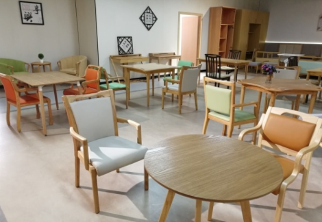 社會(huì)老齡化問題，怎么設(shè)計(jì)適老化桌子和椅子？