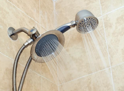 玻璃安全防爆膜：鋼化玻璃+防爆膜，淋浴房必備