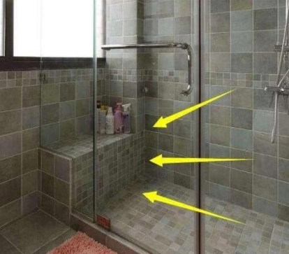 家庭裝修材料：日本衛(wèi)生間淋浴房都會(huì)裝坐凳 真的是太實(shí)用了