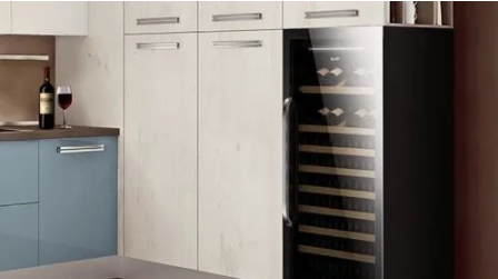 家裝酒柜隔斷效果圖，靠墻酒柜有什么作用？