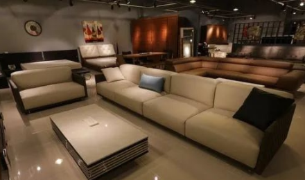 銀行金庫門價格：金庫門和防盜門有什么區(qū)別？