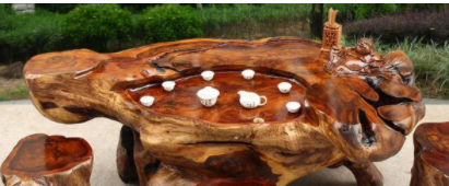 樟木根雕茶幾價(jià)格，根雕茶幾空心部位有蟑螂怎么辦