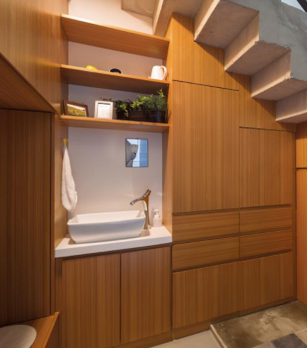 【玄關(guān)設(shè)計效果圖】玄關(guān)不僅要裝柜子，設(shè)計個洗漱臺也同樣重要，很實用