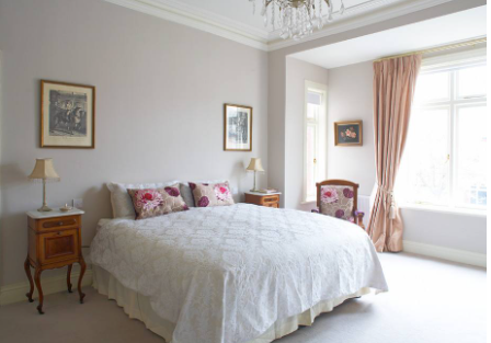 【臥室裝修圖片】現(xiàn)代臥室裝修設(shè)計(jì)衣柜,衣柜怎么擺放比較好？