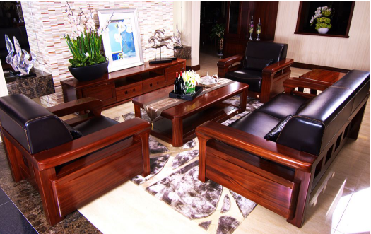 【山東實木家具品牌】實木家具與板式家具哪個好？從這幾個方面來看