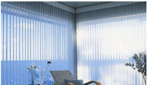 【深圳電動(dòng)窗簾配件】家用電動(dòng)窗簾介紹，電動(dòng)遙控窗簾分類